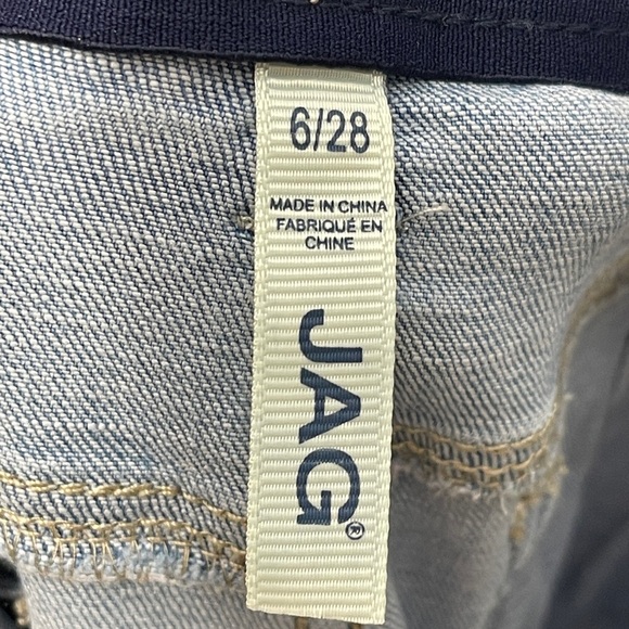 Jag Raw Hem Mid Rise Straight Leg Light Wash Jeans 6/28 - Picture 6 of 8